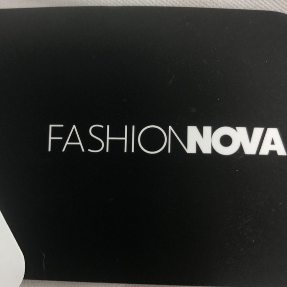 Fashion Nova two piece set - Picture 7 of 7